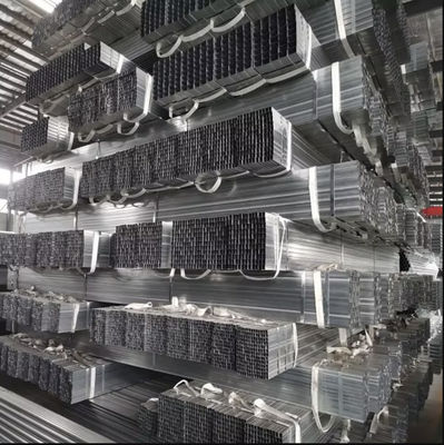ASTM A106 Carbon Square Pipe Galvanized Square Tubing With Holes For Greenhouse